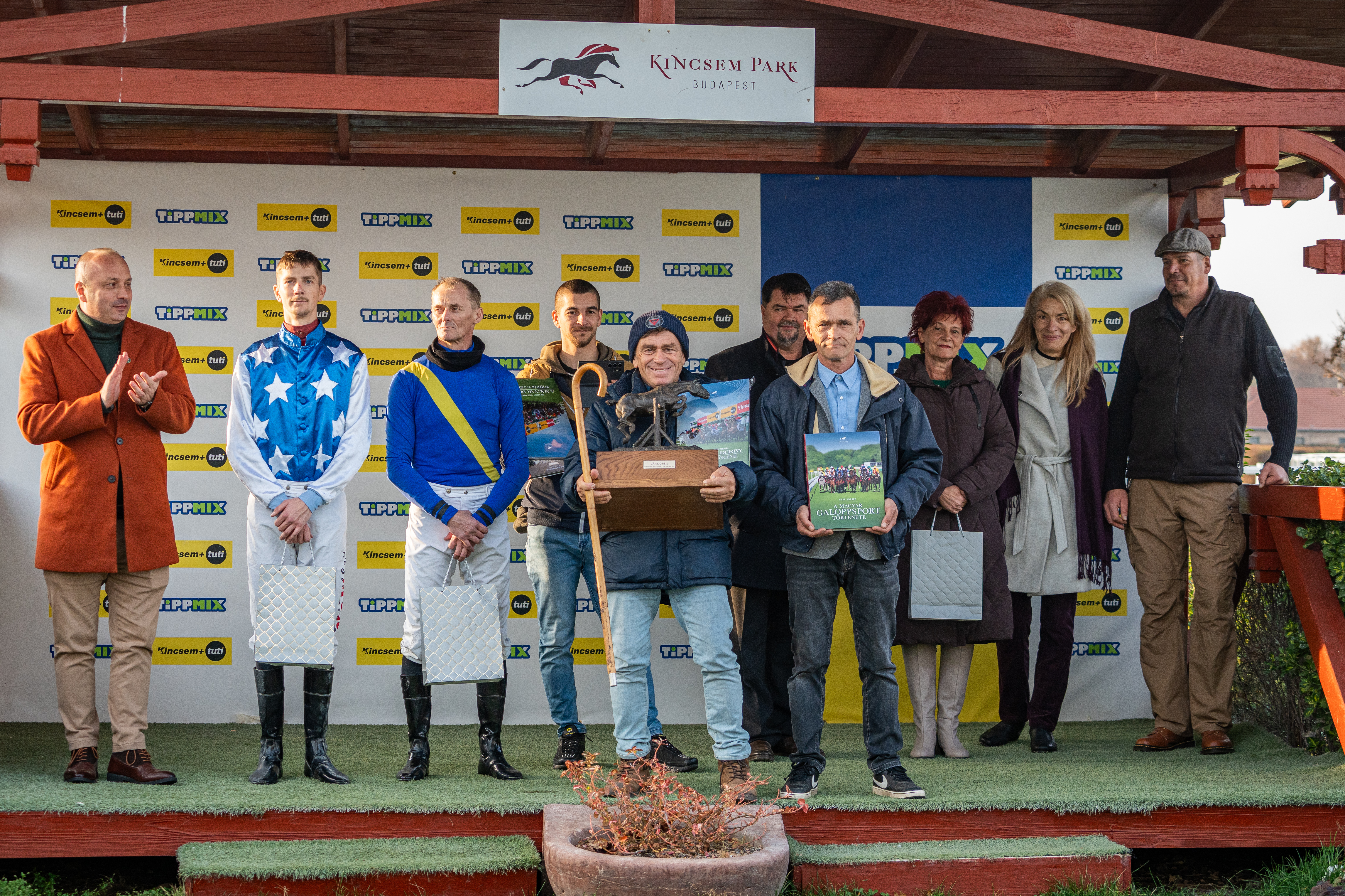 A 100 éves Kincsem Park Díja – Jeney István Emlékverseny díjátadása